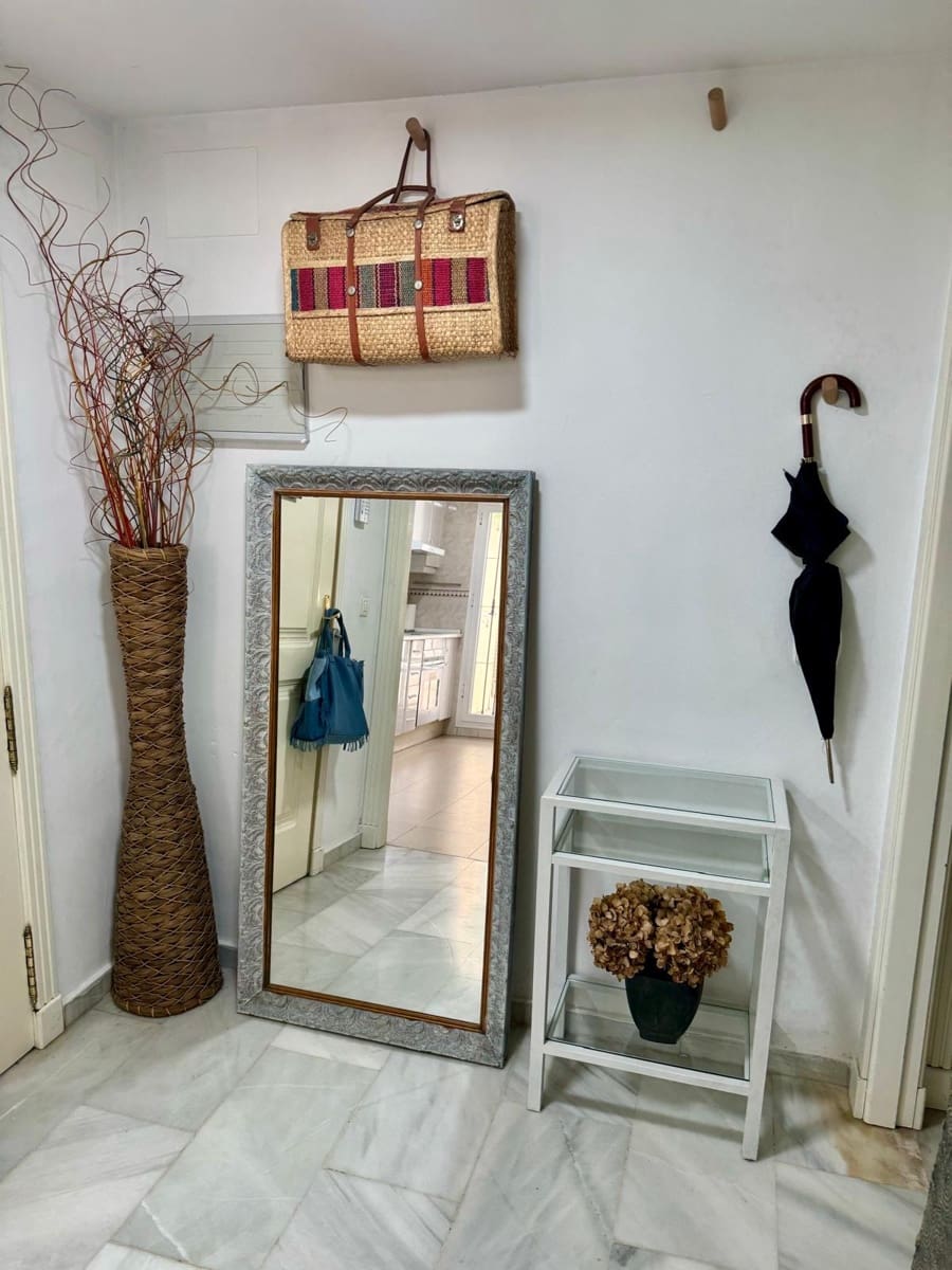 2 makuuhuone Huoneisto vuokrattavana paikassa Marbella mukana uima-altaan 
autotalli - 1 800 € (Ref: 9511897)