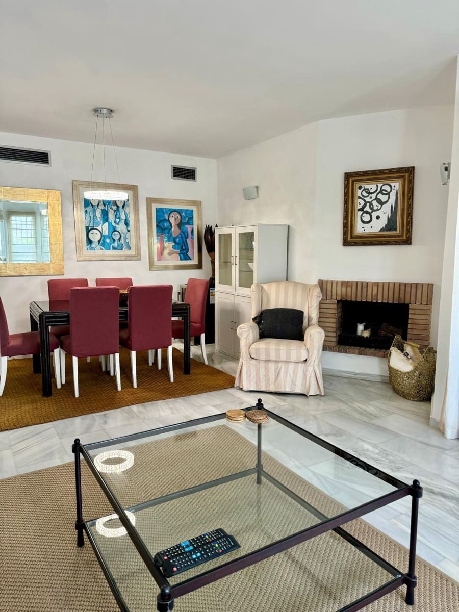 2 makuuhuone Huoneisto vuokrattavana paikassa Marbella mukana uima-altaan 
autotalli - 1 800 € (Ref: 9511897)