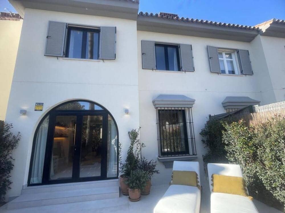 4 Zimmer Haus zu verkaufen in San Pedro de Alcantara mit Pool Garage - 1.350.000 € (Ref: 9511898)