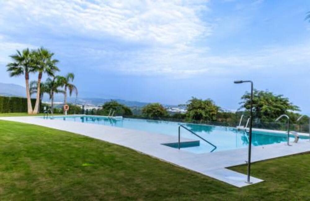 3 bedroom Townhouse for sale in Casares with pool garage - € 795,000 (Ref: 9511900)