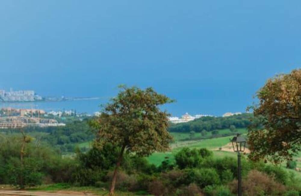 3 bedroom Townhouse for sale in Casares with pool garage - € 795,000 (Ref: 9511900)