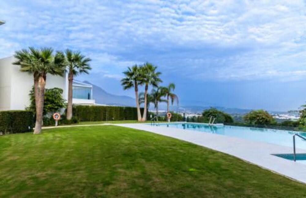 3 soverom Hus til salgs i Casares med svømmebasseng garasje - € 890 000 (Ref: 9511900)