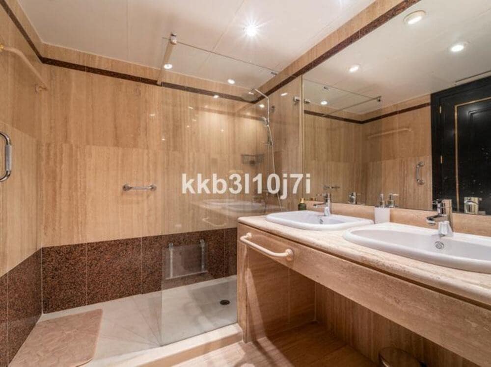 4 soveværelse Lejlighed til salg i Marbella med swimmingpool garage - € 2.650.000 (Ref: 9511902)