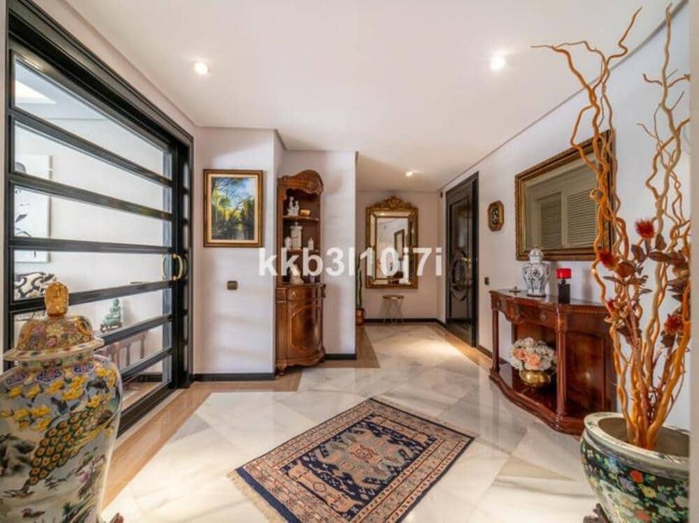4 soverom Leilighet til salgs i Marbella med svømmebasseng garasje - € 2 650 000 (Ref: 9511902)