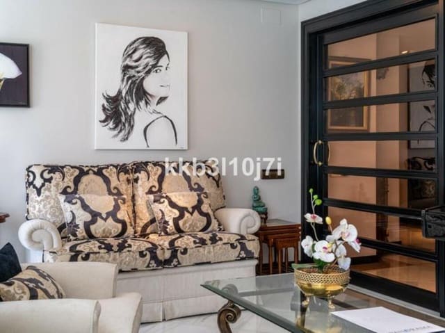 4 soverom Leilighet til salgs i Playa de Fontanilla, Marbella med svømmebasseng garasje - € 2 650 000 (Ref: 9511902)