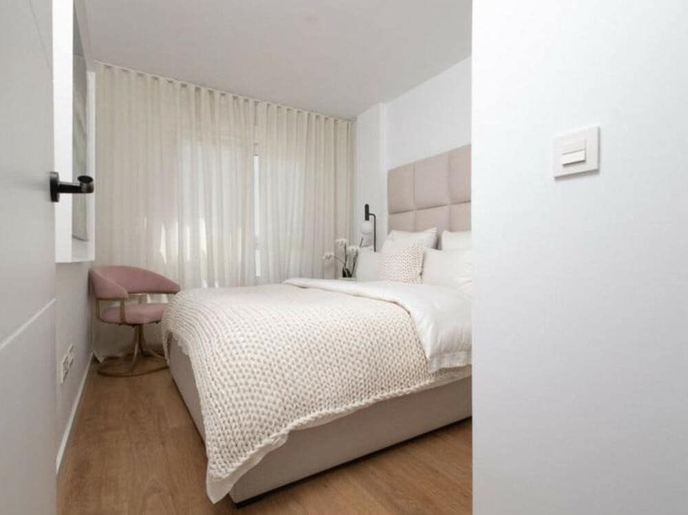 4 makuuhuone Paritalo myytävänä paikassa Calahonda mukana uima-altaan - 775 000 € (Ref: 9511903)