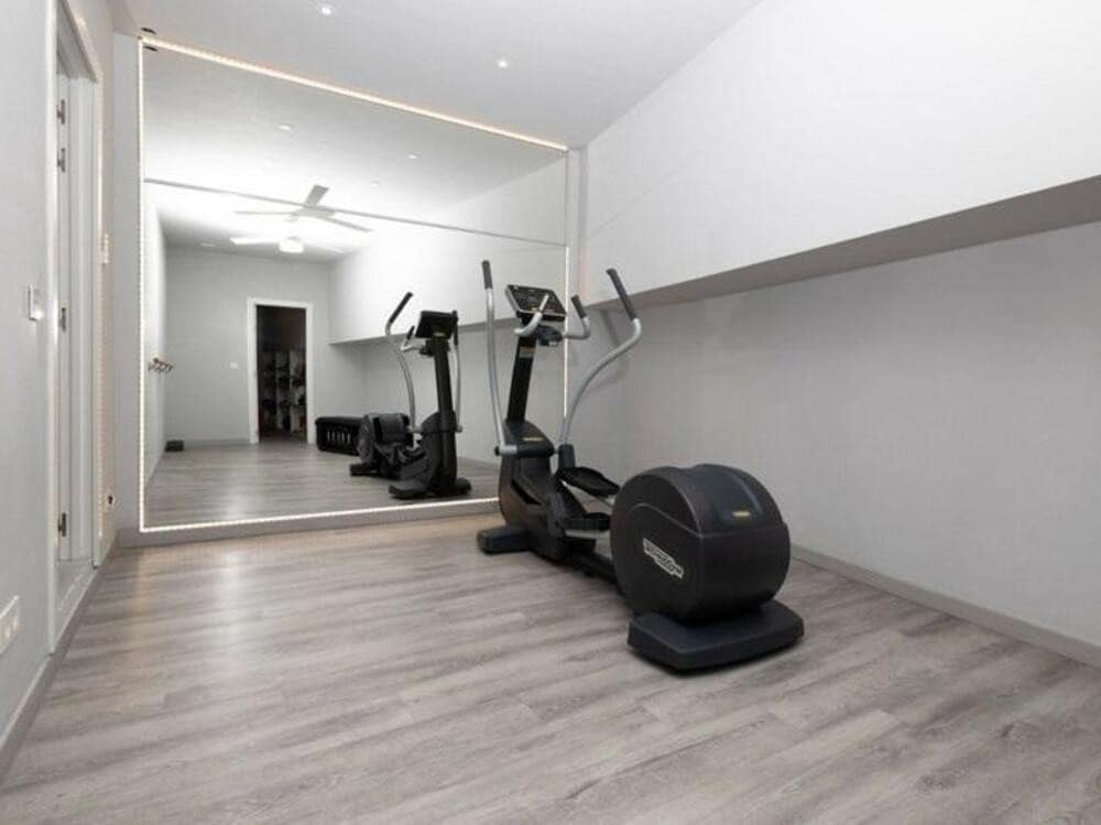 4 makuuhuone Paritalo myytävänä paikassa Calahonda mukana uima-altaan - 775 000 € (Ref: 9511903)