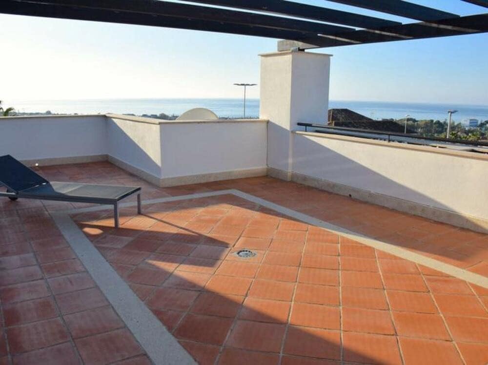 3 soveværelse Lejlighed til leje i Marbella med swimmingpool garage - € 2.900 (Ref: 9518273)