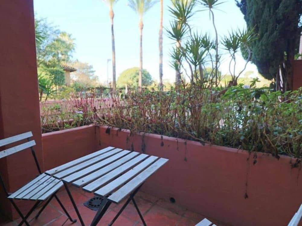 2 soverom Leilighet til salgs i Marbella med svømmebasseng garasje - € 445 000 (Ref: 9518274)