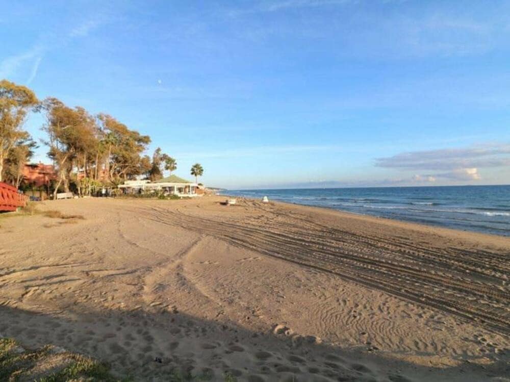 2 soverom Leilighet til salgs i Marbella med svømmebasseng garasje - € 445 000 (Ref: 9518274)