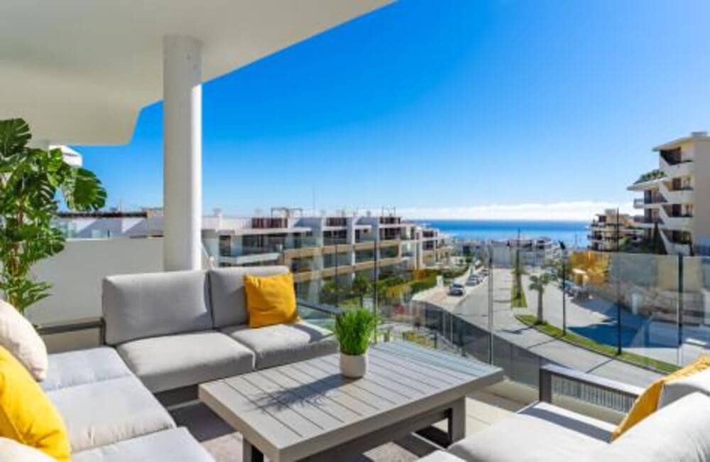 2 makuuhuone Huoneisto vuokrattavana paikassa Fuengirola mukana uima-altaan 
autotalli - 2 500 € (Ref: 9518275)