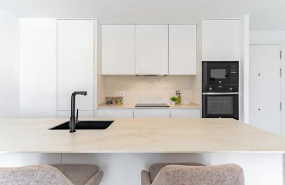 2 makuuhuone Huoneisto vuokrattavana paikassa Fuengirola mukana uima-altaan 
autotalli - 2 500 € (Ref: 9518275)