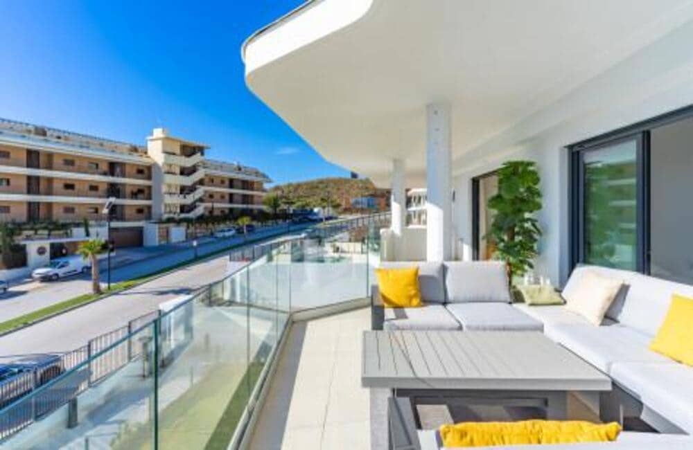 2 makuuhuone Huoneisto vuokrattavana paikassa Fuengirola mukana uima-altaan 
autotalli - 2 500 € (Ref: 9518275)