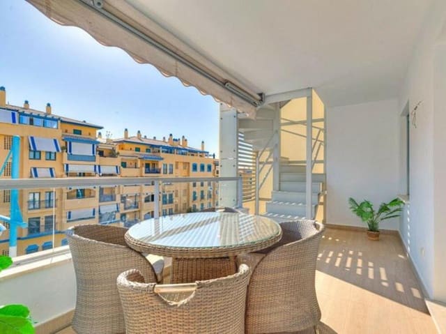 3 chambre Penthouse à vendre à Nueva Alcántara, Marbella avec piscine garage - 600 000 € (Ref: 9518276)