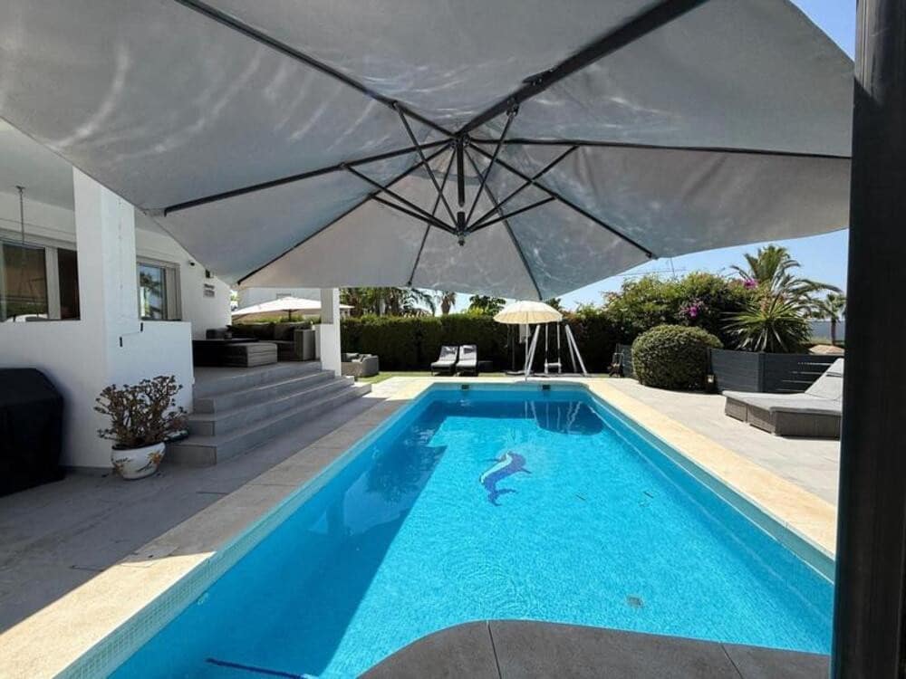 4 camera da letto Villa in vendita in Marbella con piscina garage - 1.355.000 € (Rif: 9518277)