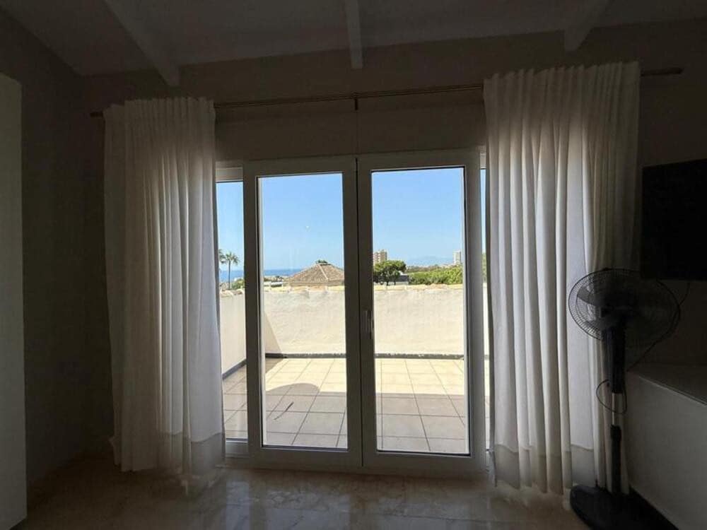 4 camera da letto Villa in vendita in Marbella con piscina garage - 1.355.000 € (Rif: 9518277)