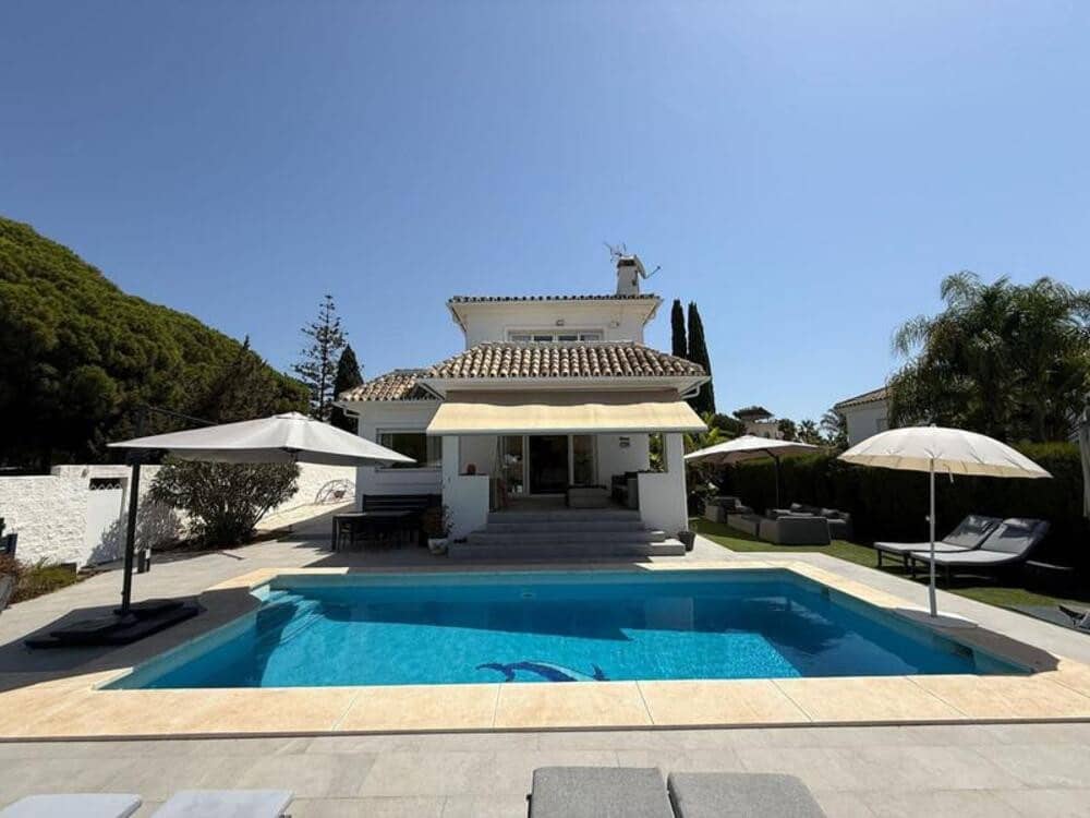 4 camera da letto Villa in vendita in Marbella con piscina garage - 1.355.000 € (Rif: 9518277)