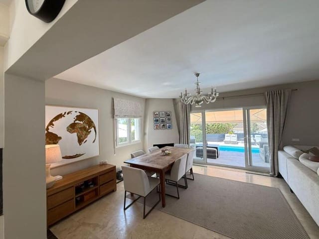 4 camera da letto Villa in vendita in Marbesa, Marbella con piscina garage - 1.355.000 € (Rif: 9518277)