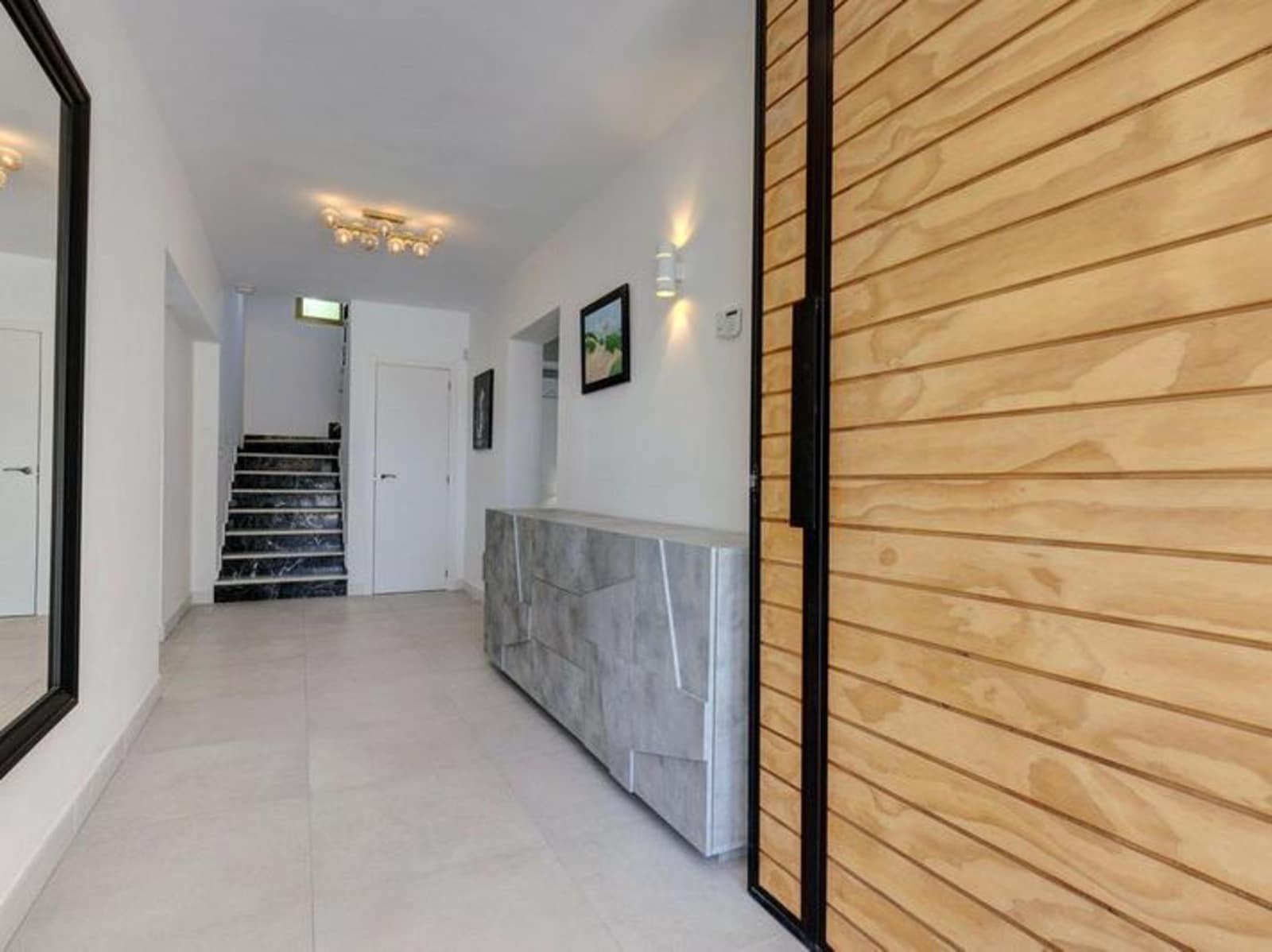 6 soveværelse Villa til salg i Marbella med swimmingpool garage - € 1.500.000 (Ref: 9518278)