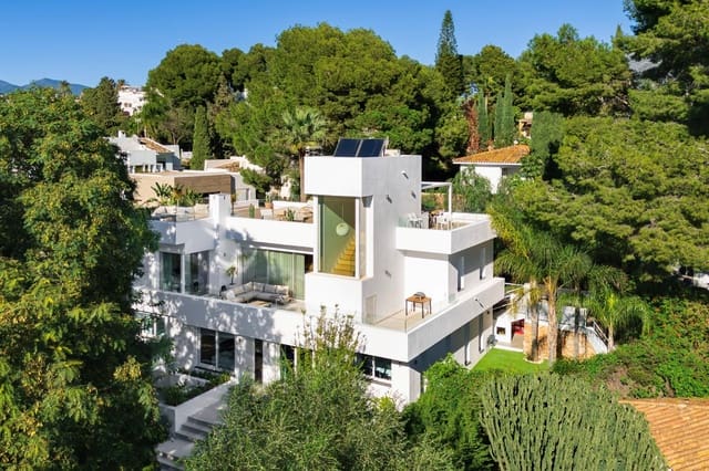 5 soverom Villa til salgs i Las Brisas, Marbella med svømmebasseng garasje - € 2 350 000 (Ref: 9523776)