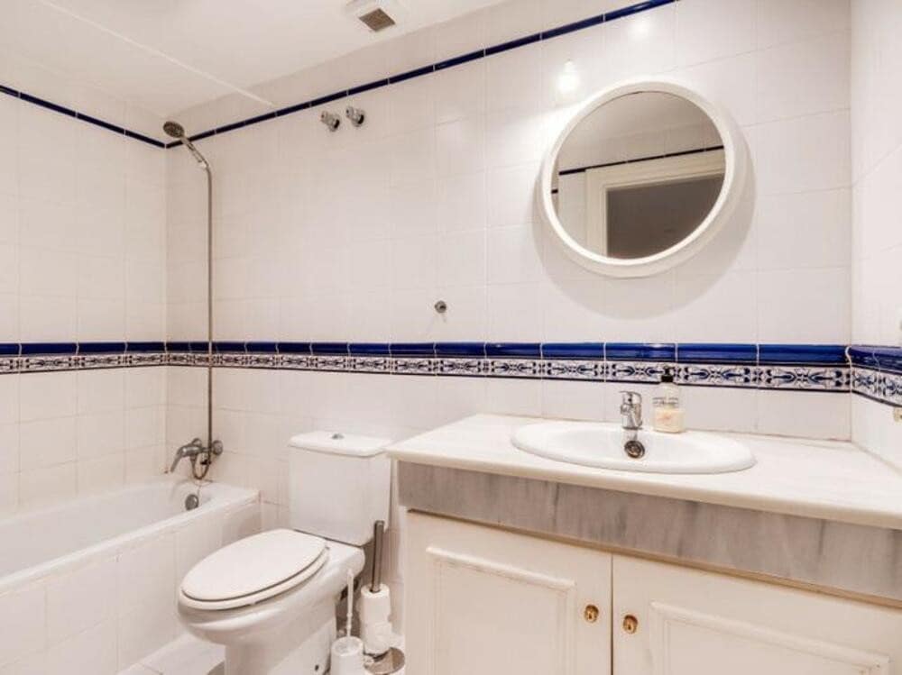 3 soveværelse Lejlighed til leje i Marbella med swimmingpool - € 3.000 (Ref: 9523778)