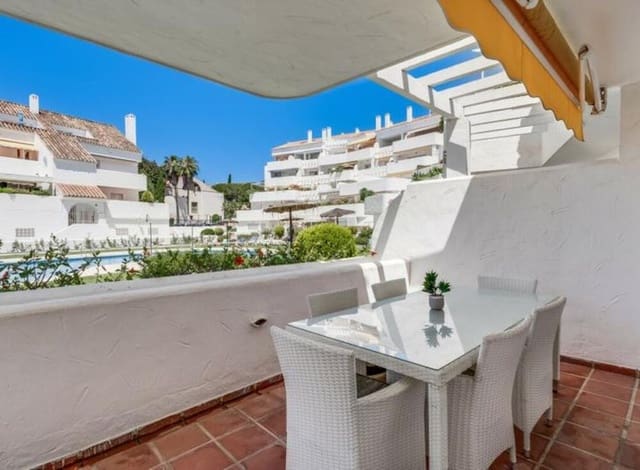 3 soveværelse Lejlighed til leje i Nueva Andalucía Centro, Marbella med swimmingpool - € 3.000 (Ref: 9523778)