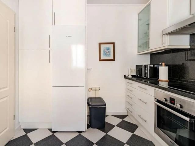 4 quarto Moradia para venda em Nagüeles Alto, Marbella com piscina garagem - 1 750 000 € (Ref: 9523779)