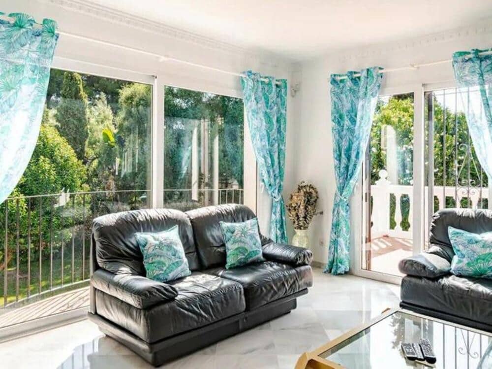 4 quarto Moradia para venda em Marbella com piscina garagem - 1 750 000 € (Ref: 9523779)