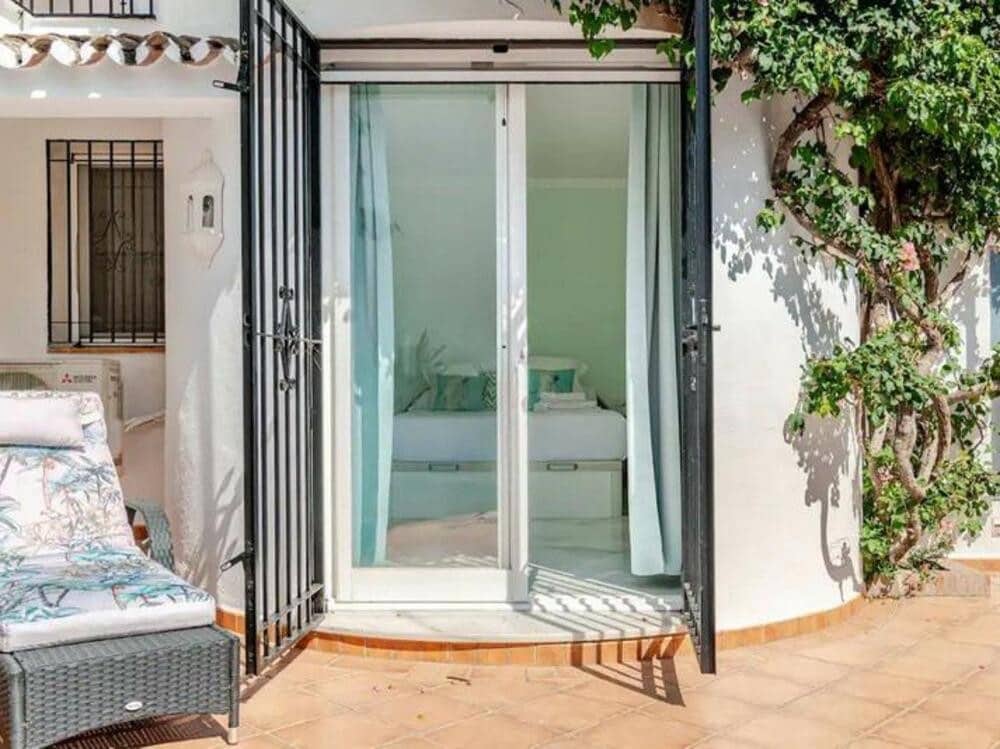 4 quarto Moradia para venda em Marbella com piscina garagem - 1 750 000 € (Ref: 9523779)