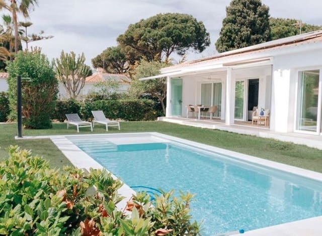 Chalet de 3 habitaciones en Marbesa, Marbella en alquiler con piscina garaje - 10.000 € (Ref: 9525937)