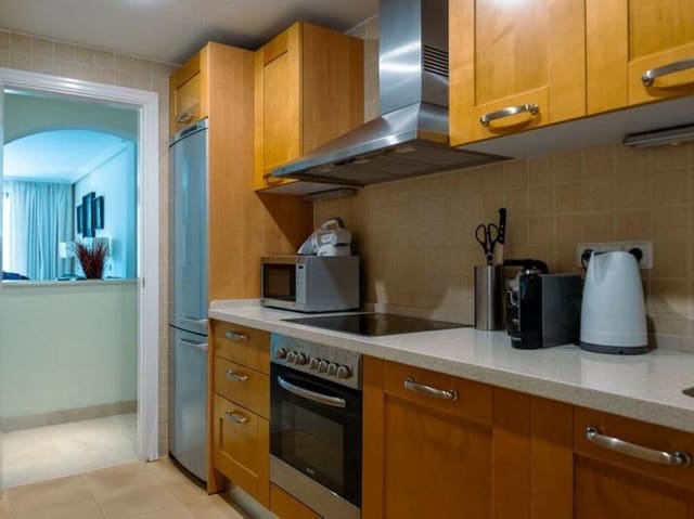 3 quarto Apartamento para venda em Los Arqueros, Benahavís com piscina garagem - 485 000 € (Ref: 9525938)