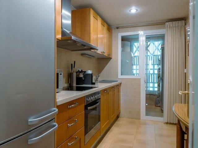 3 sovrum Lägenhet till salu i Los Arqueros, Benahavís med pool garage - 495 000 € (Ref: 9525938)