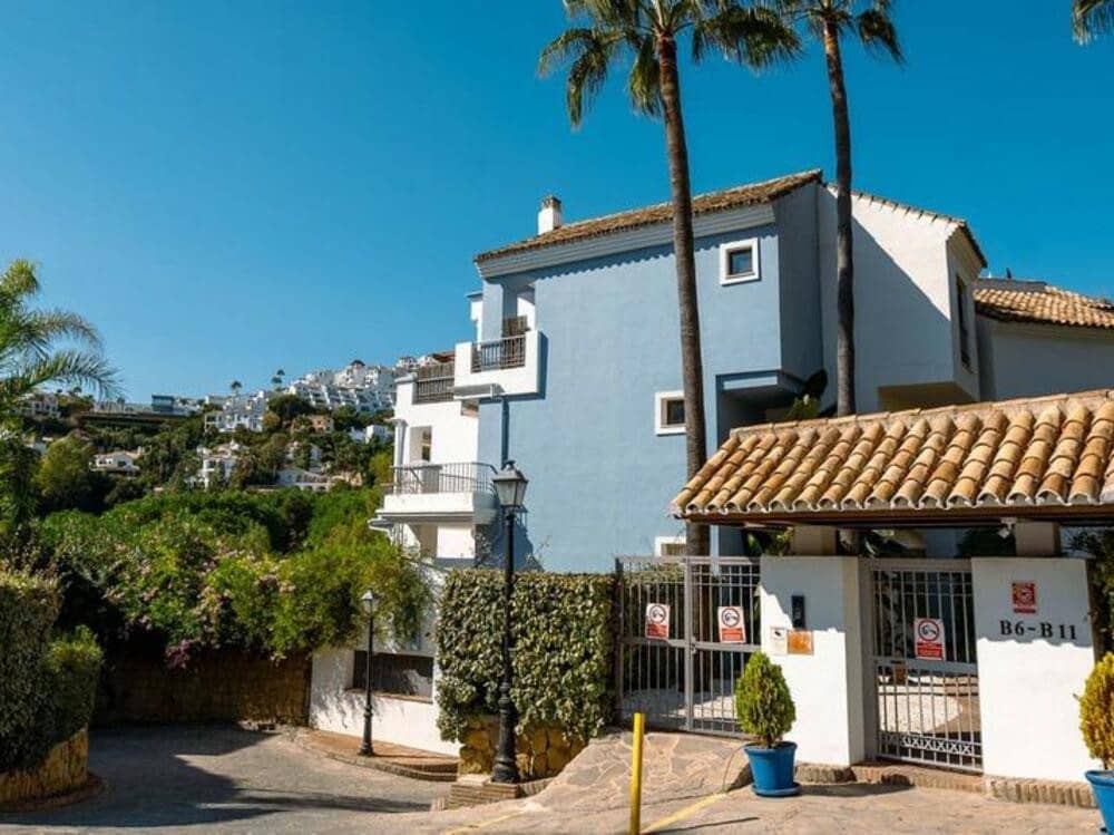 3 soveværelse Lejlighed til salg i Los Arqueros med swimmingpool garage - € 495.000 (Ref: 9525938)