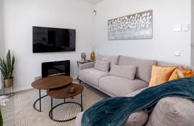 3 sovrum Takvåning att hyra i Cancelada, Estepona med pool garage - 2 950 € (Ref: 9529198)