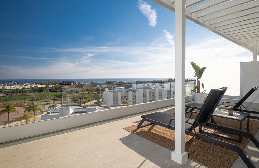 3 sovrum Takvåning att hyra i Cancelada med pool garage - 2 950 € (Ref: 9529198)