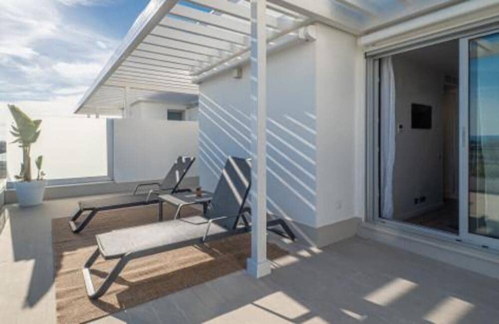 3 sovrum Takvåning att hyra i Cancelada med pool garage - 2 950 € (Ref: 9529198)