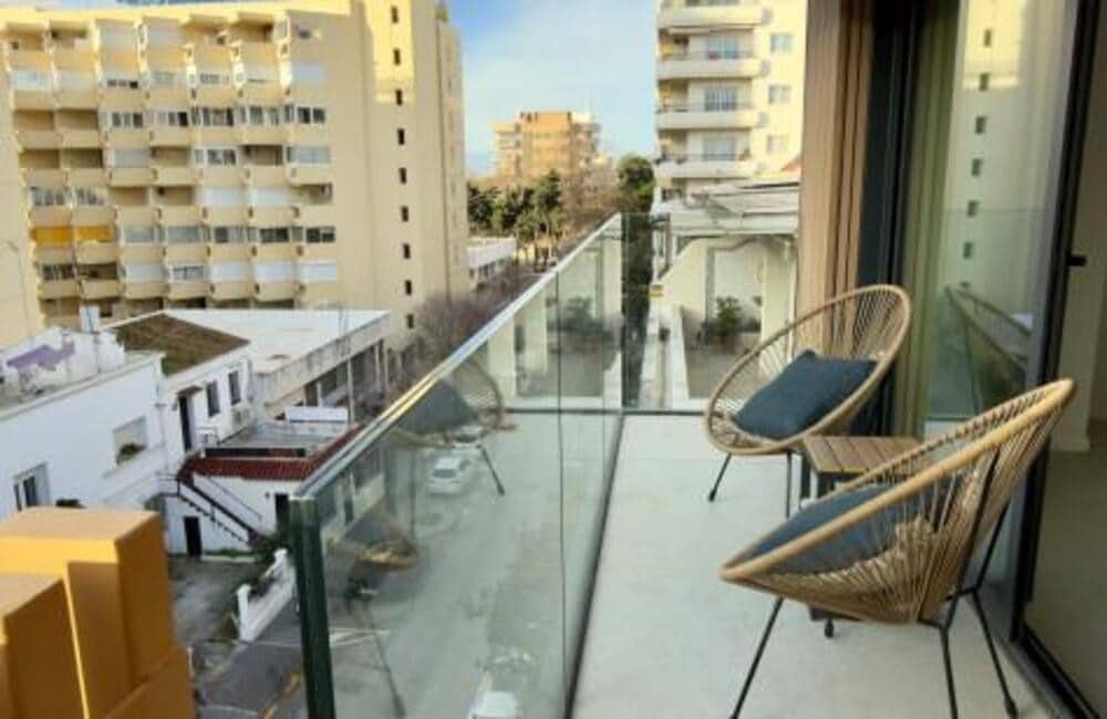 3 quarto Apartamento para arrendar em Marbella com garagem - 4 200 € (Ref: 9529200)