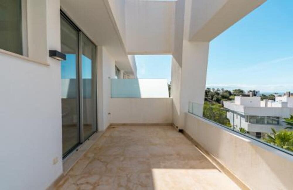 Casa de 4 habitaciones en Marbella en alquiler con piscina garaje - 6.500 € (Ref: 9529201)