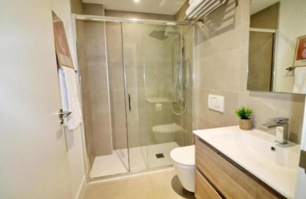 3 camera da letto Appartamento da affittare in Fuengirola con piscina garage - 3.200 € (Rif: 9529202)