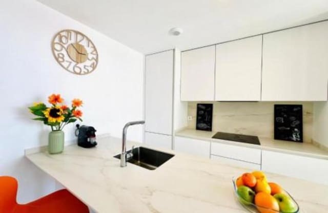 3 camera da letto Appartamento da affittare in El Higuerón, Fuengirola con piscina garage - 3.200 € (Rif: 9529202)