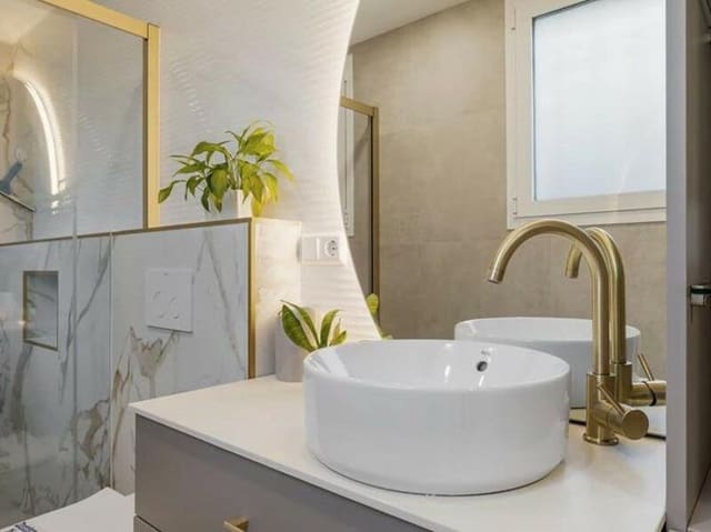 2 slaapkamer Appartement te huur in Nueva Andalucía Centro, Marbella met zwembad garage - € 2.500 (Ref: 9529203)