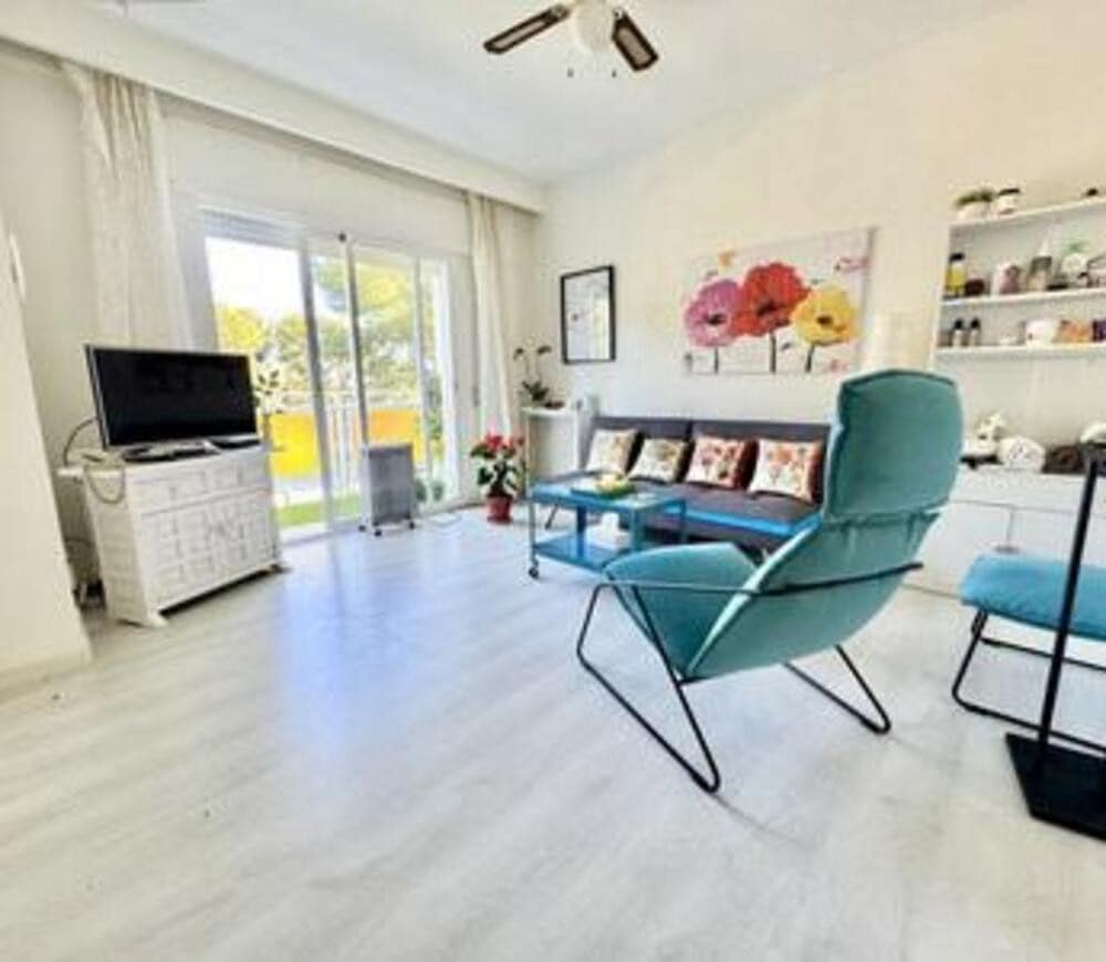 1 quarto Apartamento para arrendar em Marbella com piscina garagem - 1 300 € (Ref: 9529205)