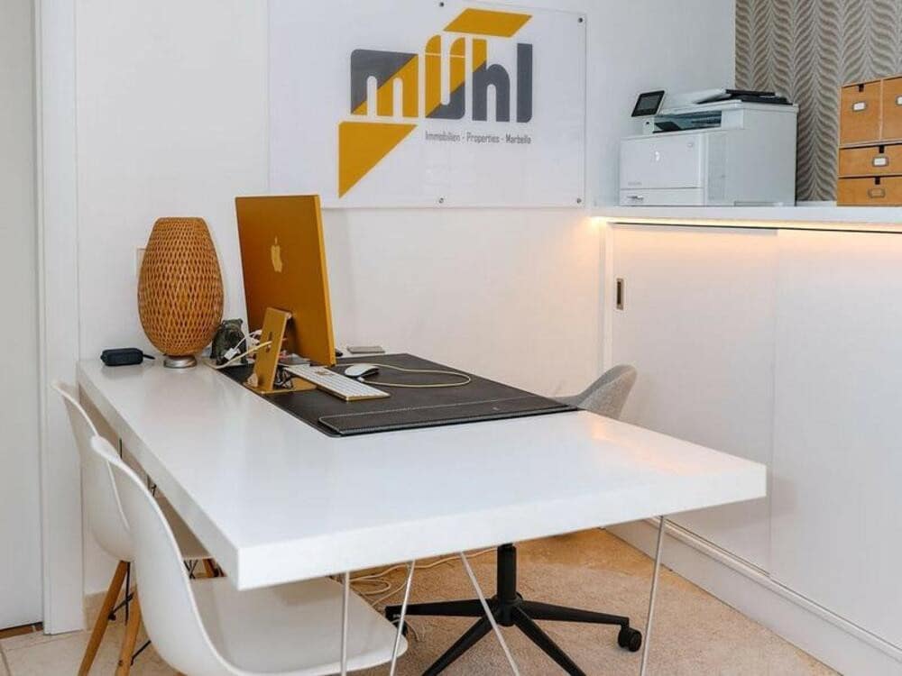 Chalet de 3 habitaciones en La Quinta en alquiler con piscina garaje - 6.500 € (Ref: 9533031)