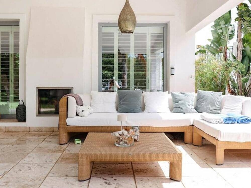 Chalet de 3 habitaciones en La Quinta en alquiler con piscina garaje - 6.500 € (Ref: 9533031)