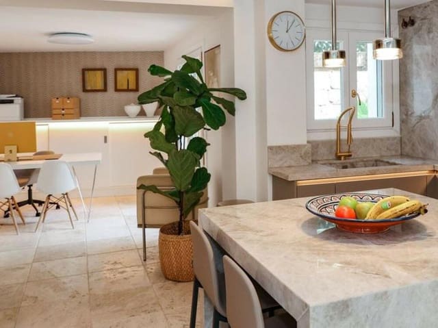 Chalet de 3 habitaciones en La Quinta, Benahavís en alquiler con piscina garaje - 6.500 € (Ref: 9533031)