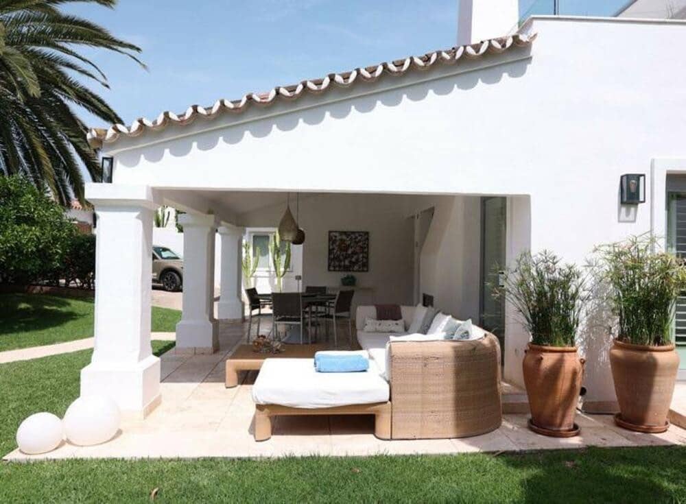 Chalet de 3 habitaciones en La Quinta en alquiler con piscina garaje - 6.500 € (Ref: 9533031)