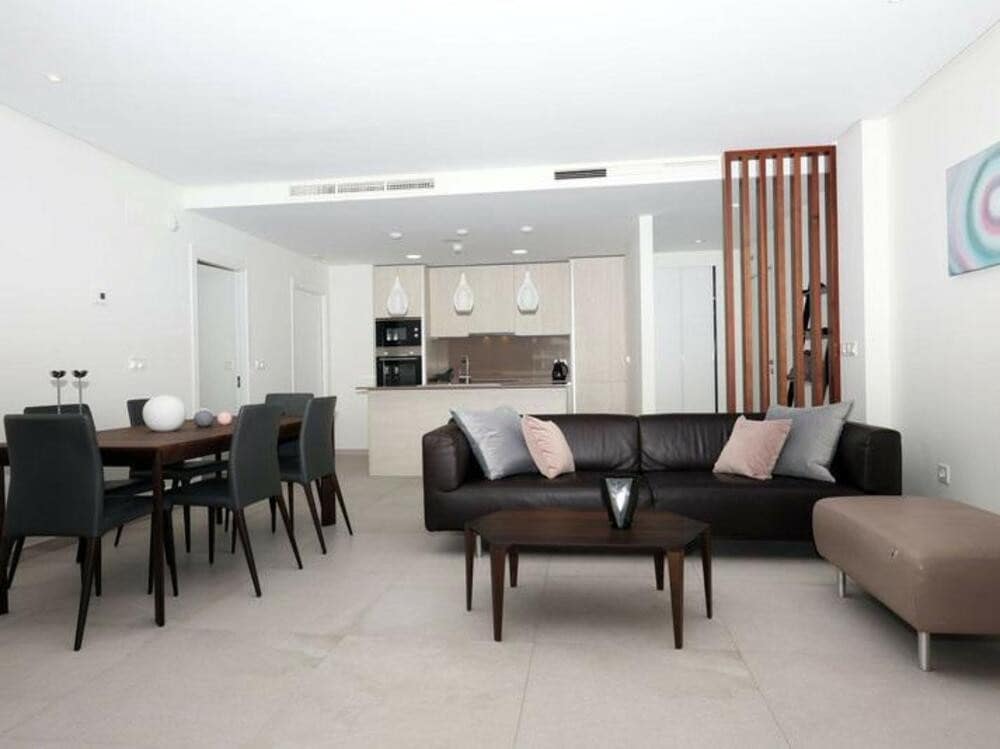 2 soverom Leilighet til salgs i Los Arqueros med svømmebasseng garasje - € 597 000 (Ref: 9533033)