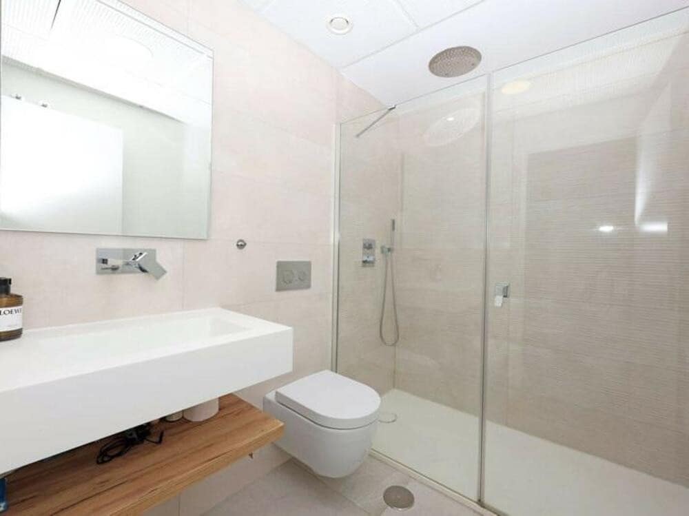 2 soverom Leilighet til salgs i Los Arqueros med svømmebasseng garasje - € 597 000 (Ref: 9533033)