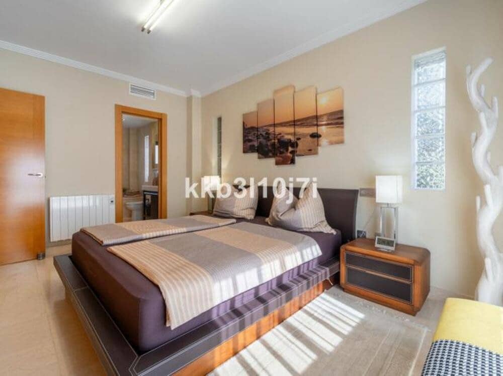 2 makuuhuone Kattohuoneisto myytävänä paikassa Benahavis mukana uima-altaan 
autotalli - 1 190 000 € (Ref: 9533036)