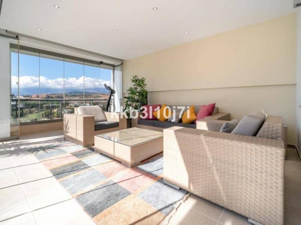 2 makuuhuone Kattohuoneisto myytävänä paikassa Benahavis mukana uima-altaan 
autotalli - 1 190 000 € (Ref: 9533036)